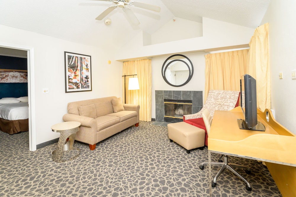 Philadelphia Suites-Extended Stay 20/33