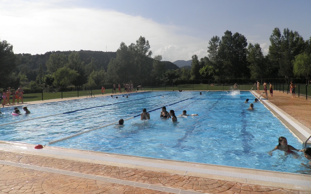 Meson de L Ainsa 42/63