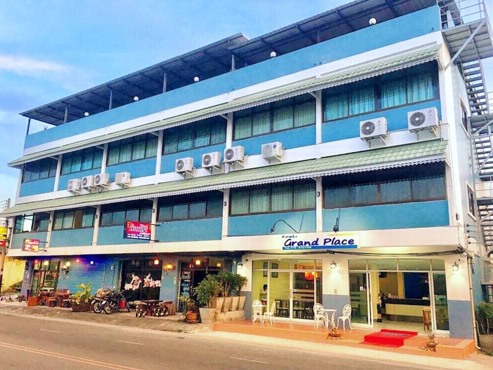 Krabi Grand Place Hotel photo1