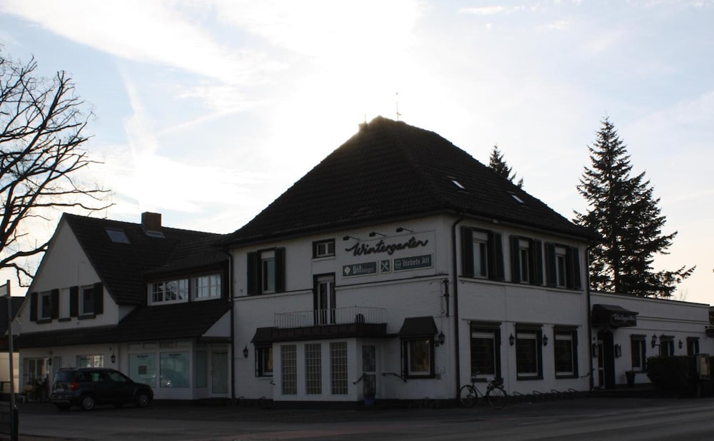 Hotel am Wintergarten 2/30