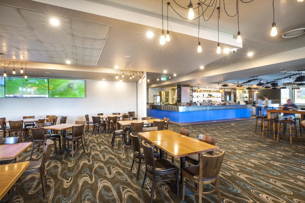 Narrabeen Sands Hotel by Nightcap Plus 50/68
