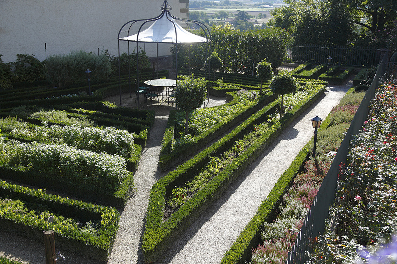 DOMAINE DE CHATEAUVIEUX 20/26