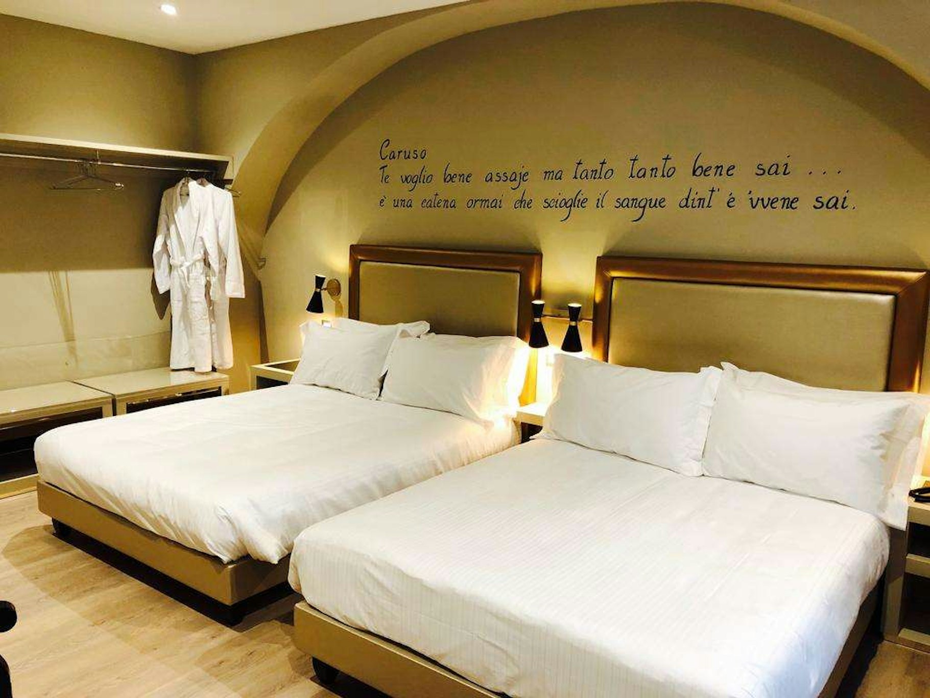 Caruso Place Boutique Wellness Suites 15/70