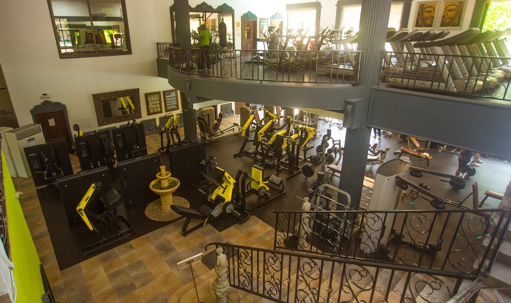 Colosseum Hotel And Fitness Club 53/75