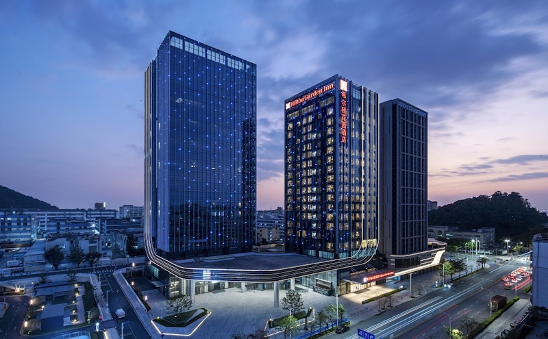 Hilton Garden Inn Shenzhen Airport 1/13