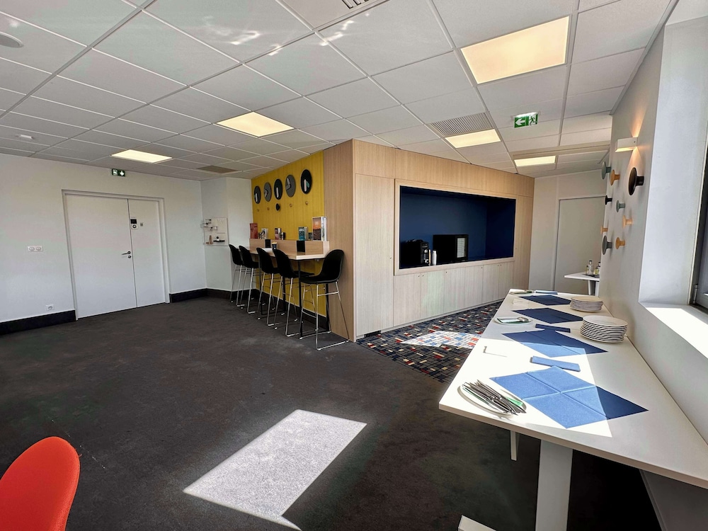 Radisson Hotel Bordeaux Saint Jean 37/41