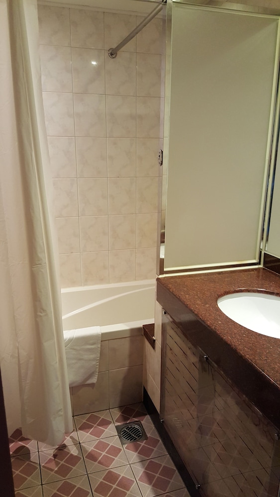 Diamond Hotel 17/38