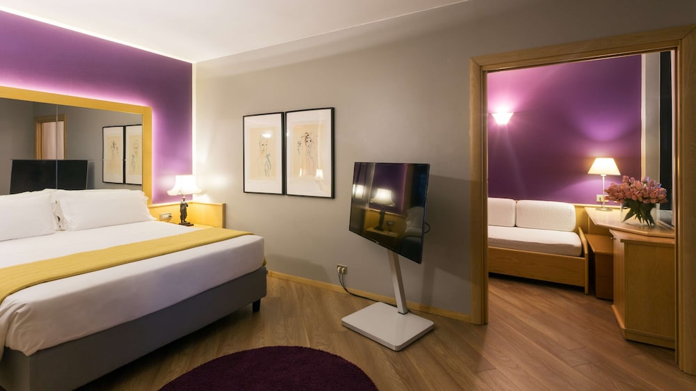 Best Western Plus Executive Hotel And Suites 14/54