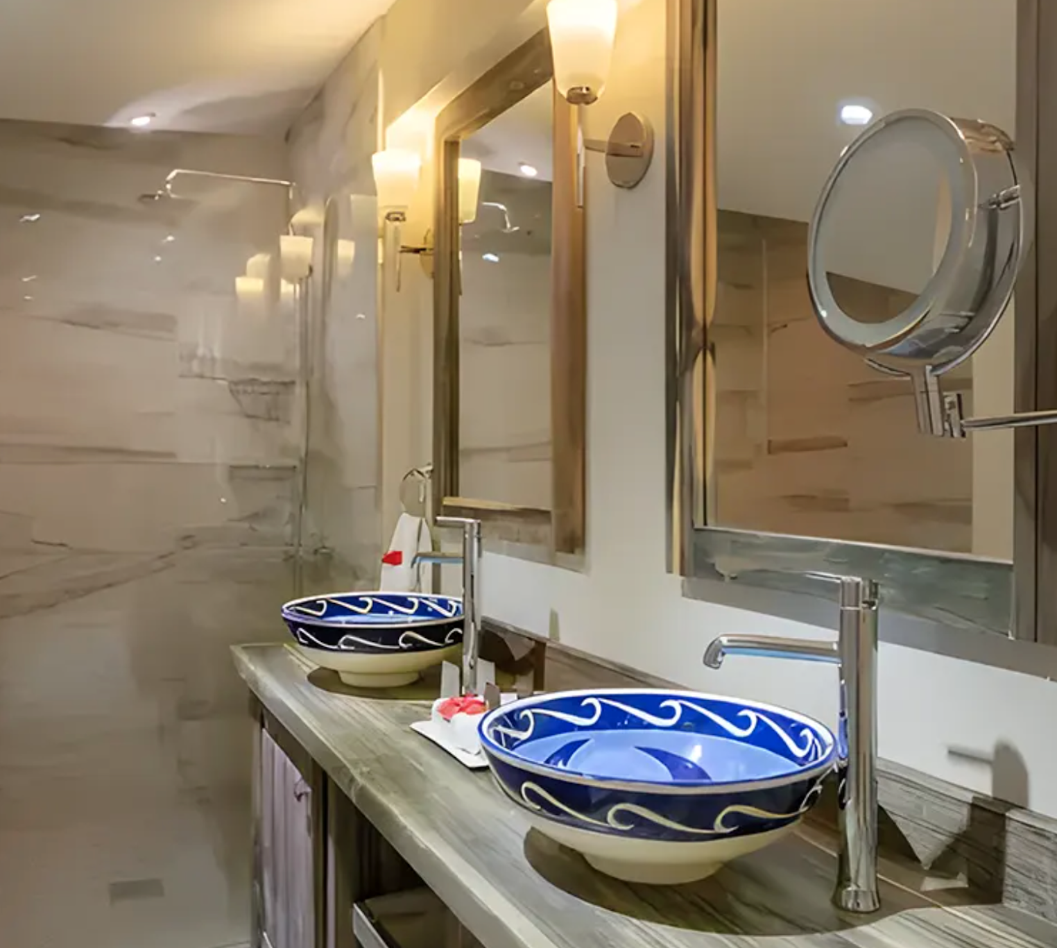 Room, Ocean Front، East Winds Saint Lucia 2/2