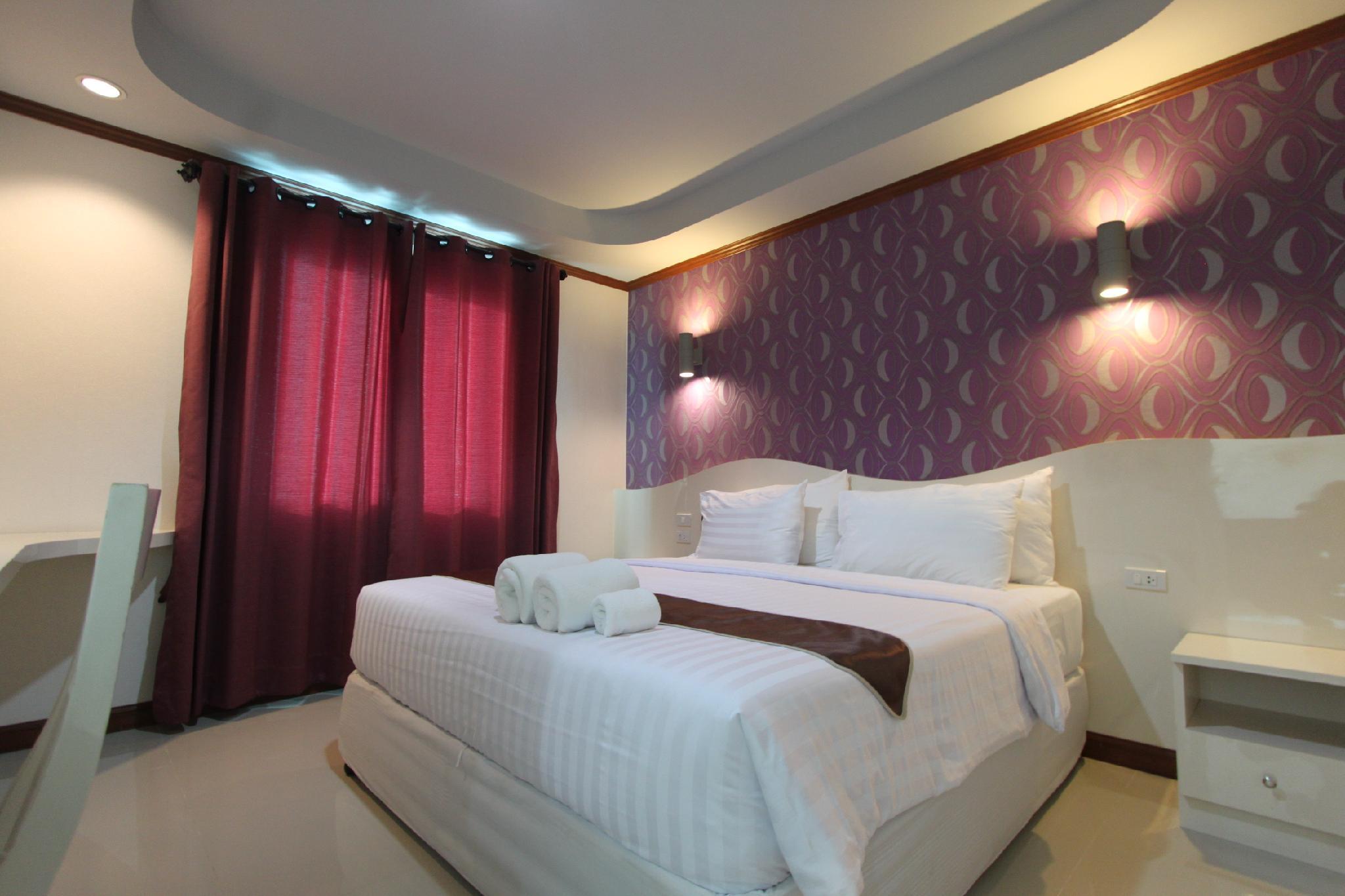 Thada Chateau Hotel 16/50