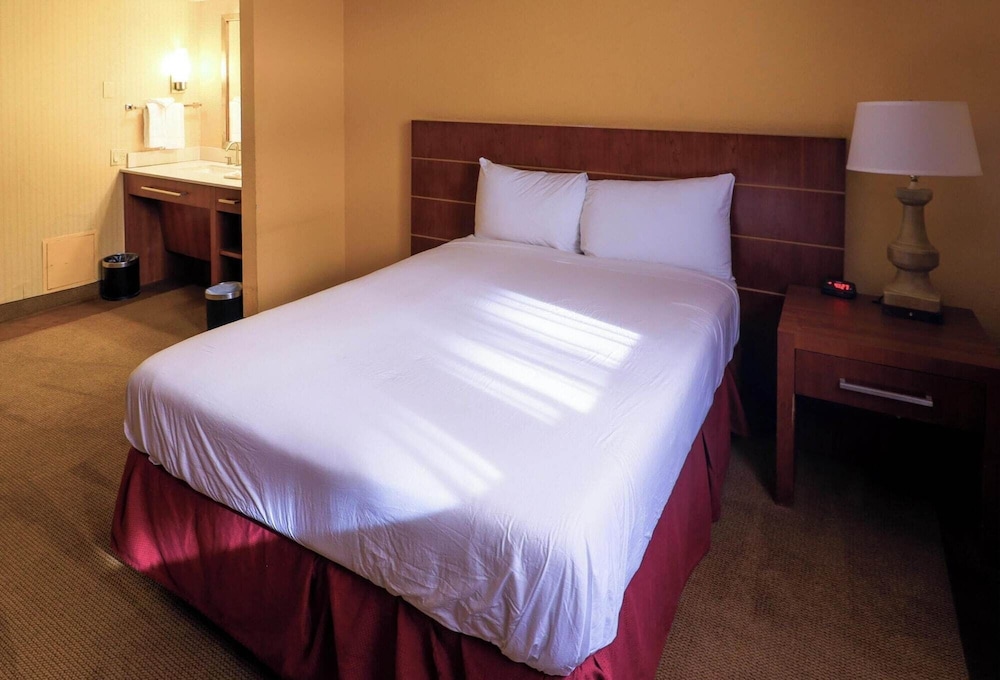 Motel6 Phoenix, AZ - Sky Harbor 18/56