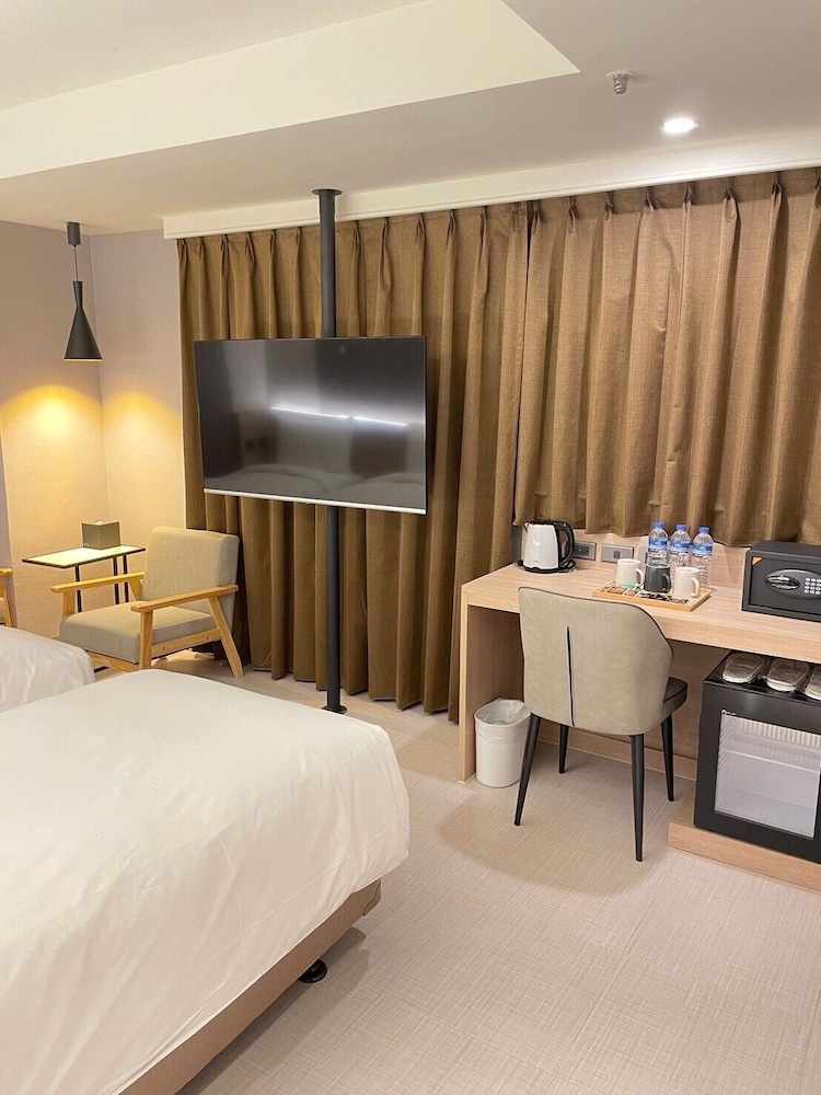 New City Hotel 23/41