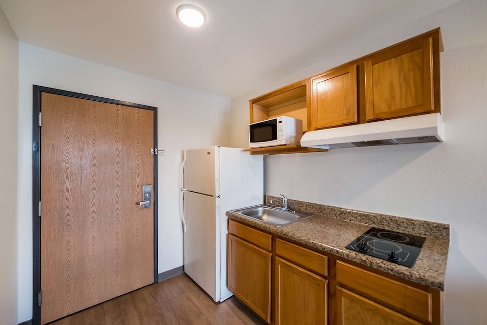 WoodSpring Suites Fort Worth Fossil Creek 57/58