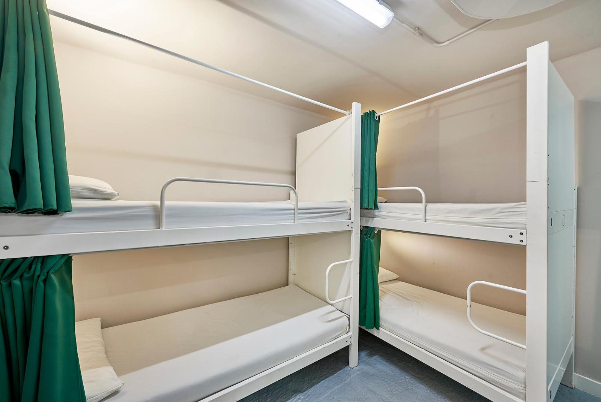 Female Dorm, 16 Beds