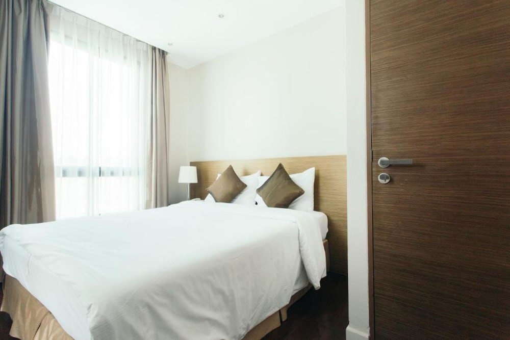 2 BEDROOMS, JUNIOR SUITE
