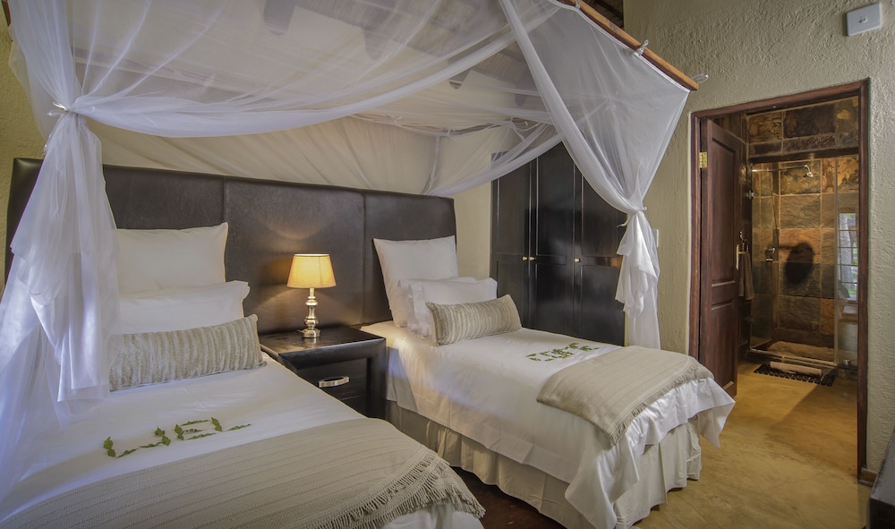 Shiduli Private Game Lodge 18/71