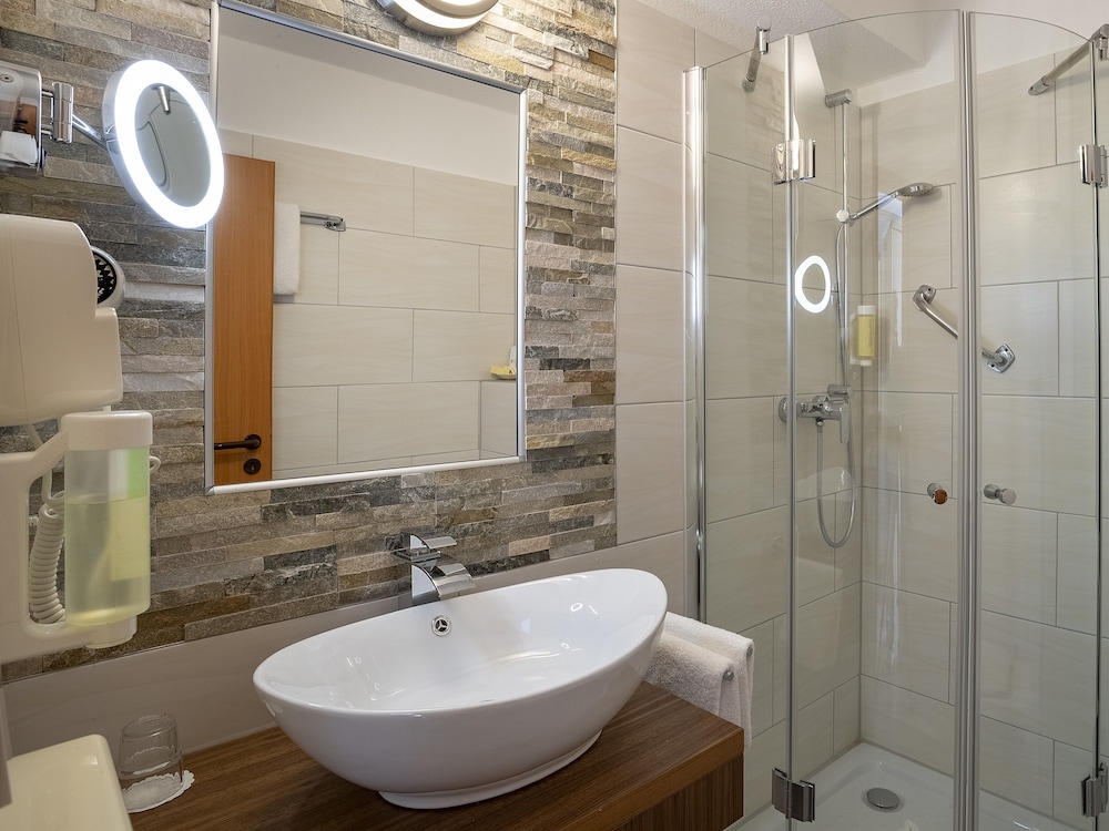 Aqualux Wellness And Tagungshotel 62/63