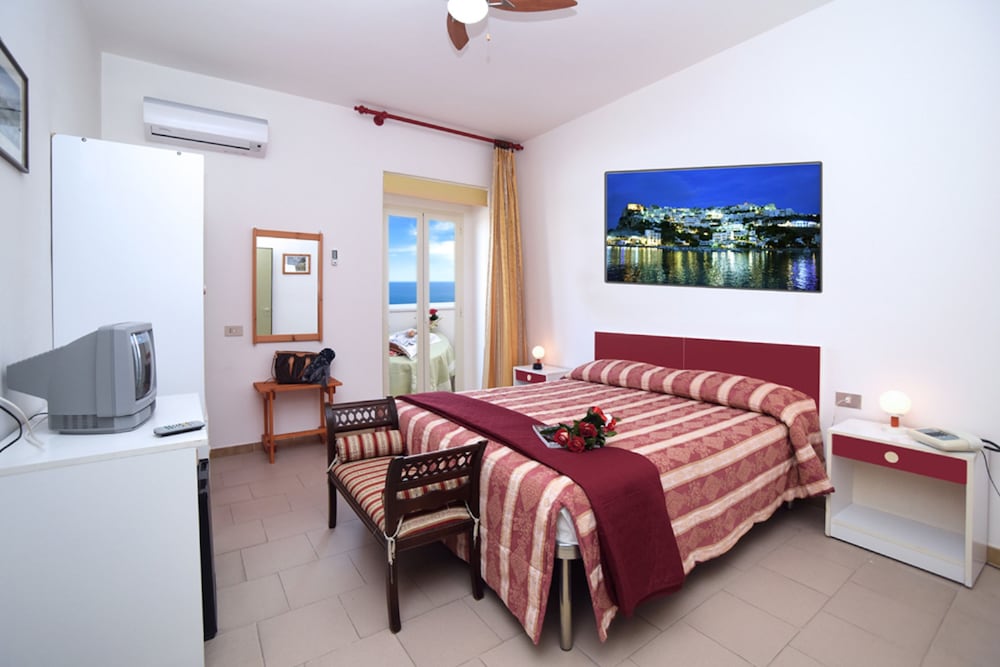 Hotel Peschici 8/50