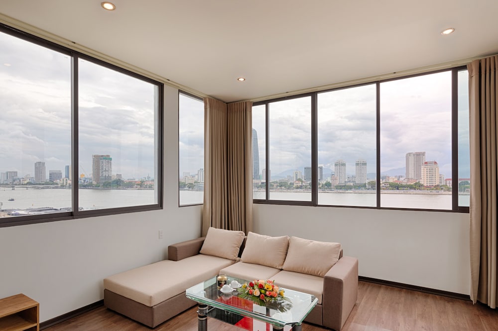 Vitalis Riverside Hotel 46/65