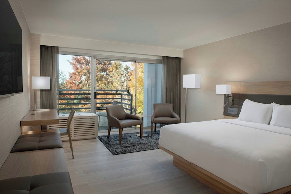 AC Hotel By Marriott Portland Lake Oswego 20/68