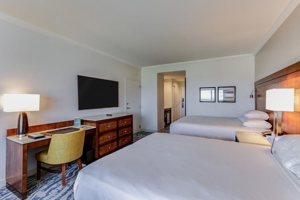 Hyatt Regency Orlando 25/84