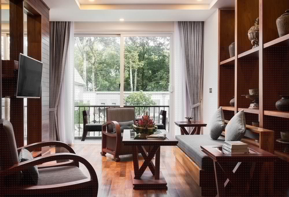 J7 Angkor Hotel 61/72