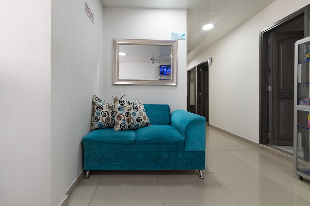 Hotel Exito 26/30