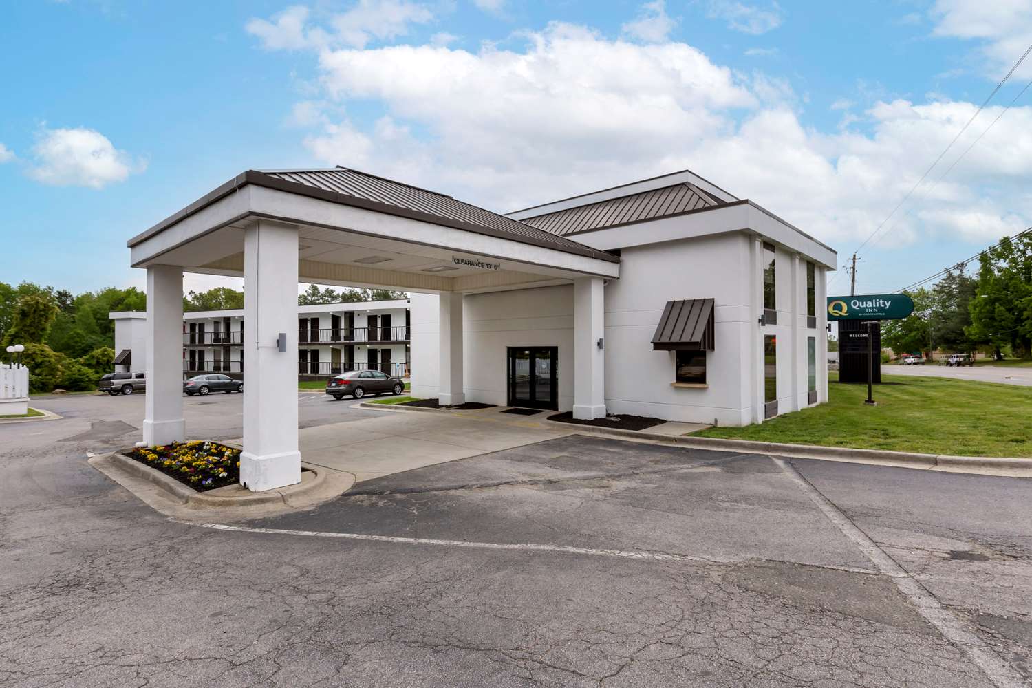 Quality Inn Roxboro South 8/9