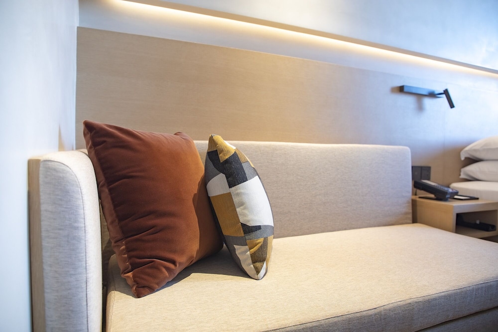 Hyatt Place Jingdezhen Taoxichuan 26/46