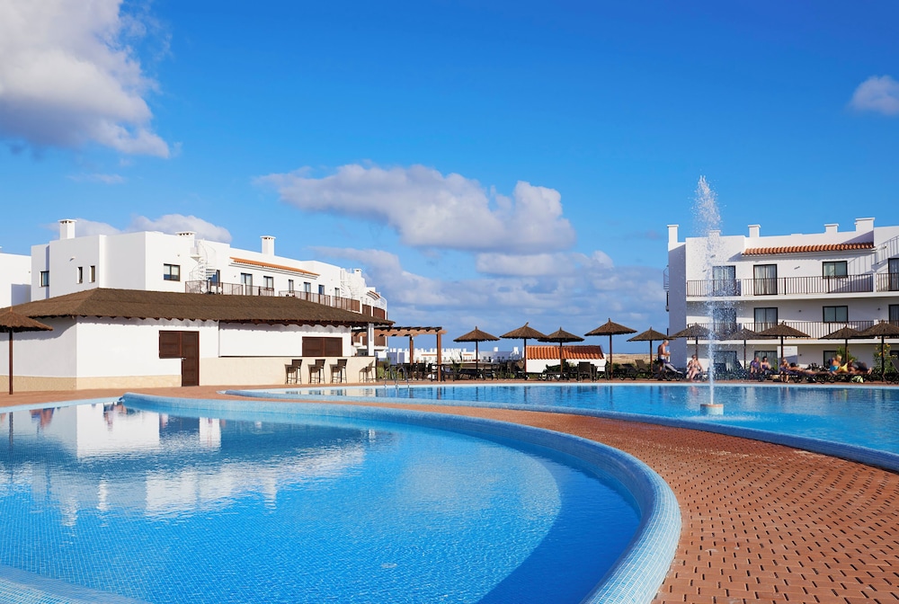 Melia Dunas Beach Resort And Spa 65/68