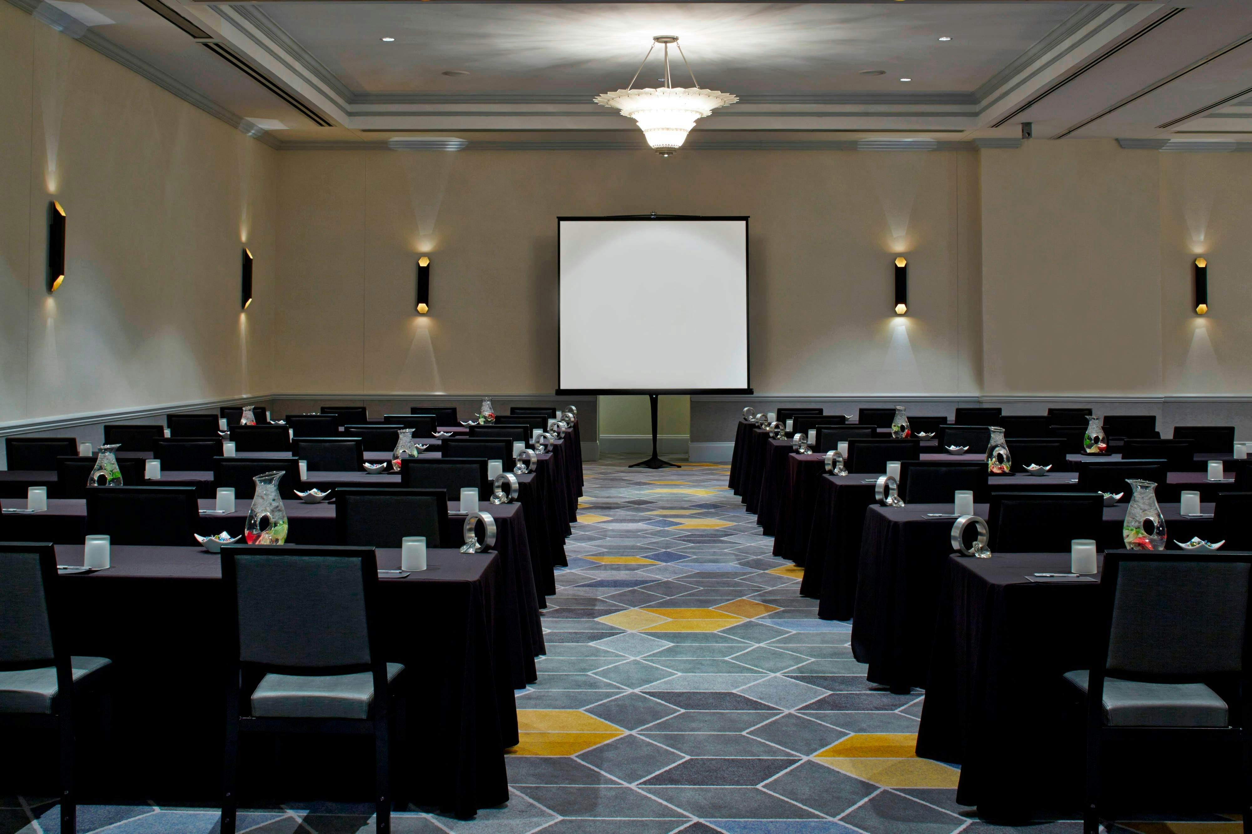 Renaissance Providence Hotel 46/53