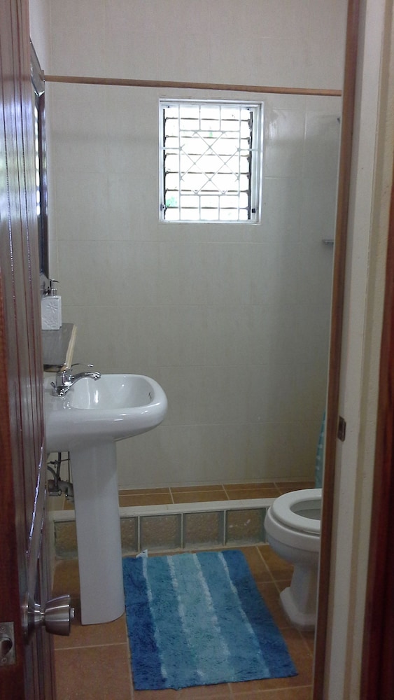 Ocho Rios Tamarind Villas 14/14