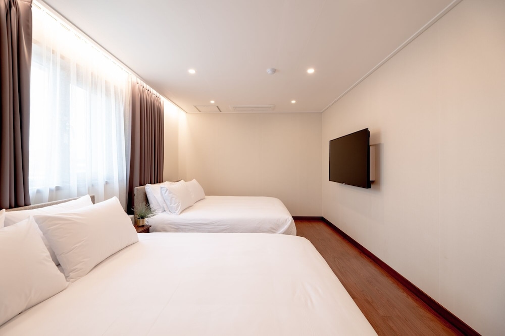 Centro Tourist Hotel 6/50