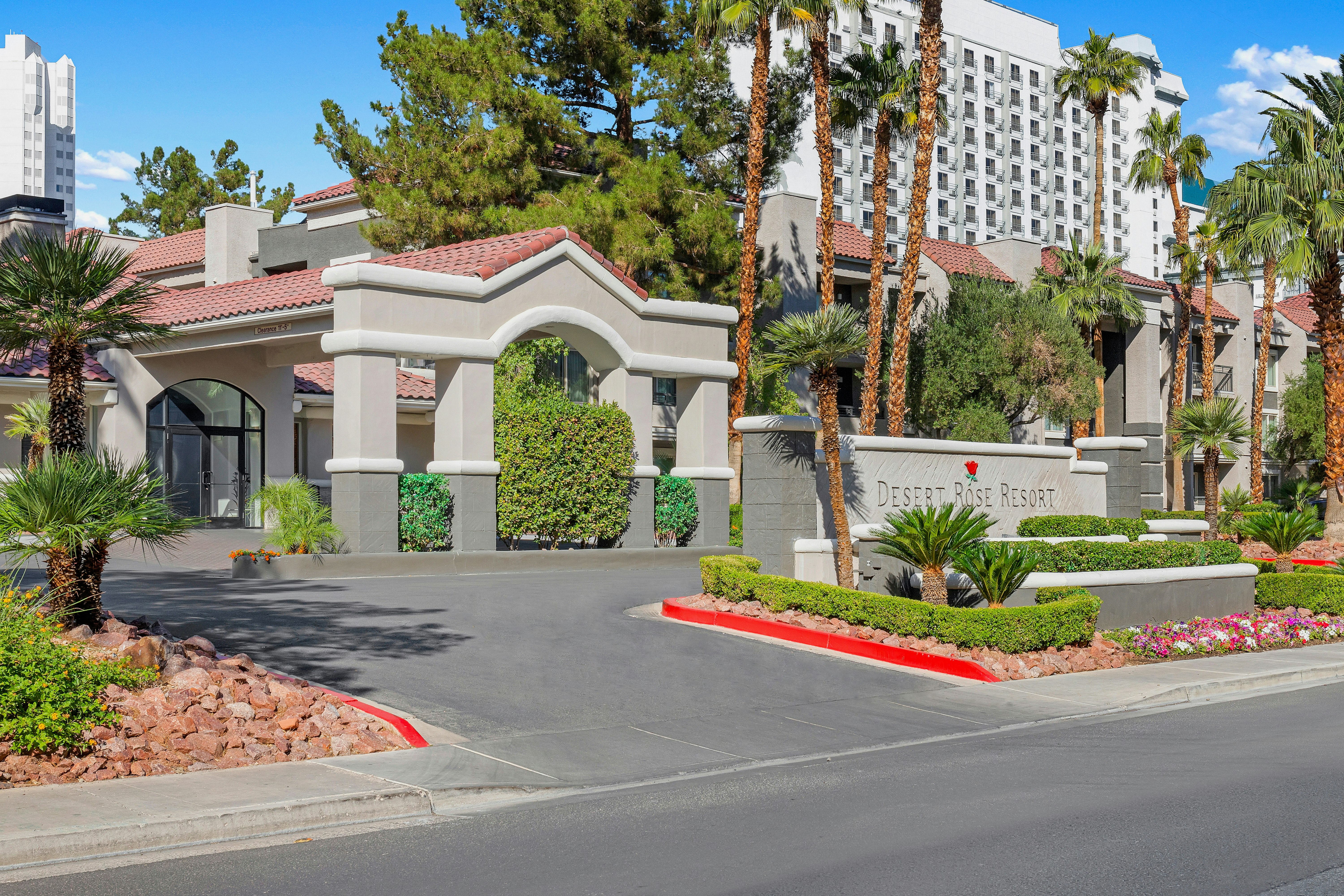 Desert Rose Resort 39/47