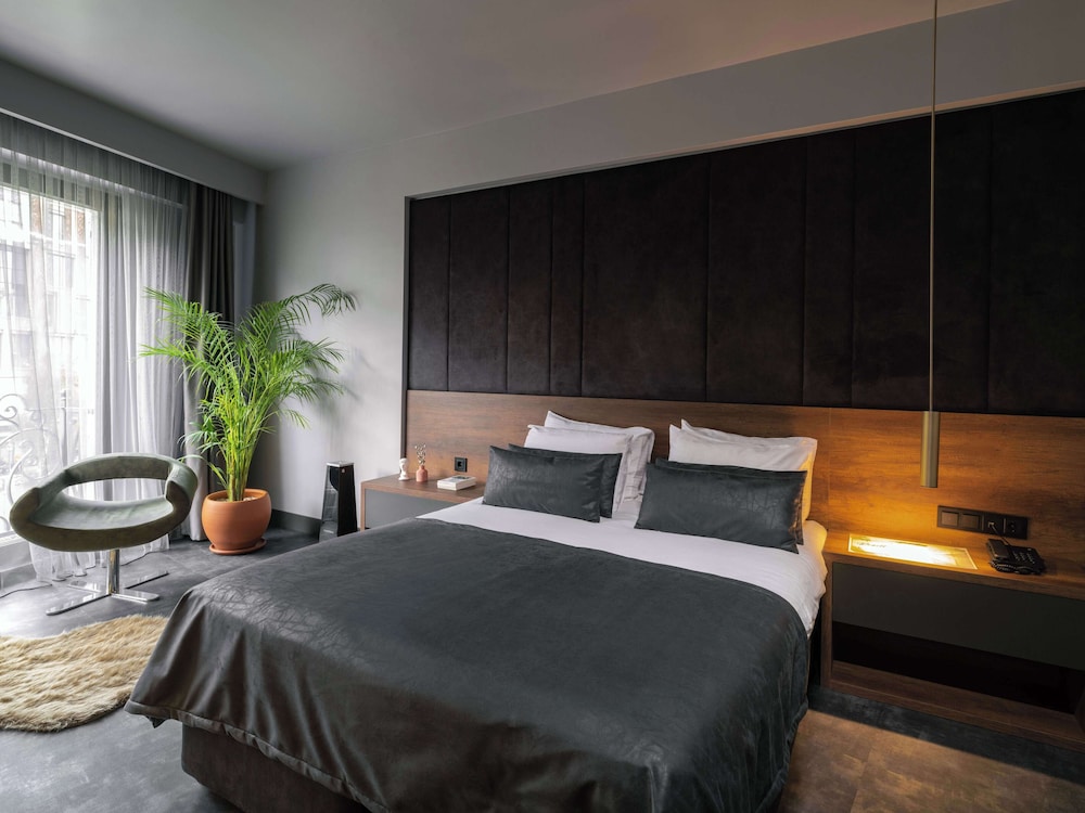 Sennacity Hotel 35/70