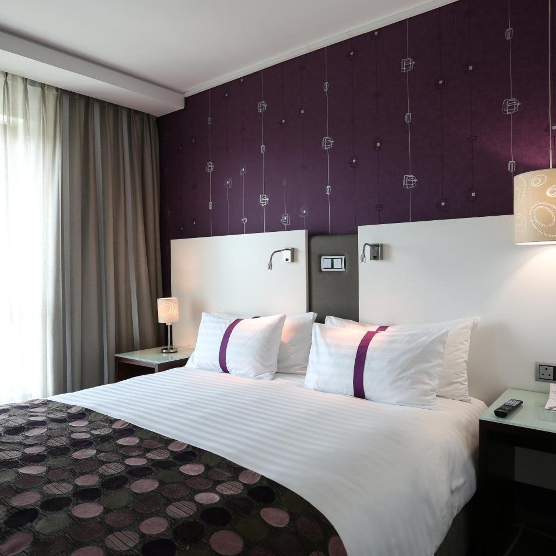 Studio, Double or Twin Bed