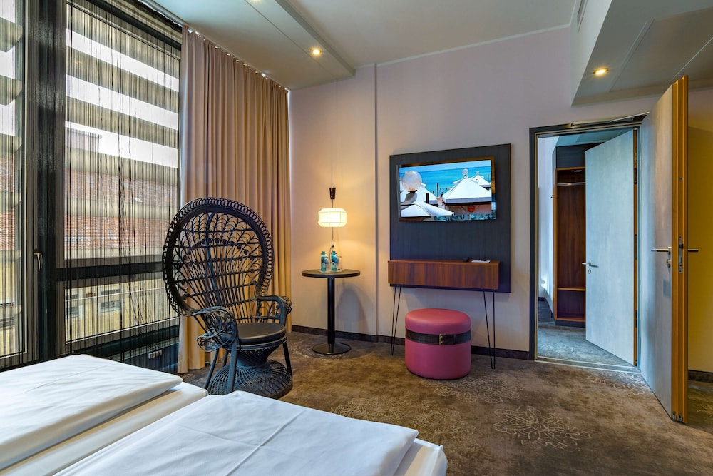 elaya hotel munich city, Trademark Collection by Wyndham 15/48