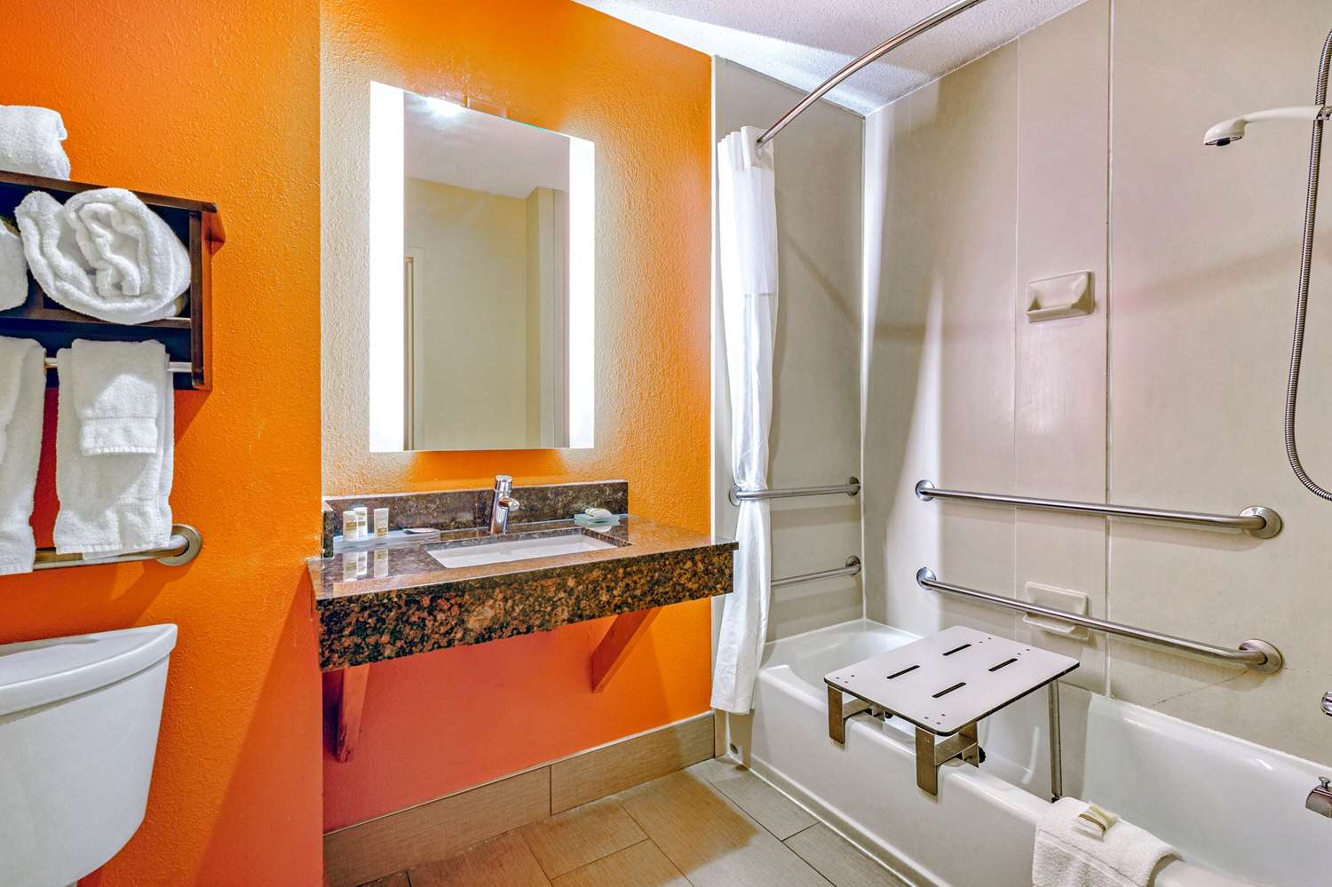 La Quinta Inn and Suites by Wyndham Florence 47/47