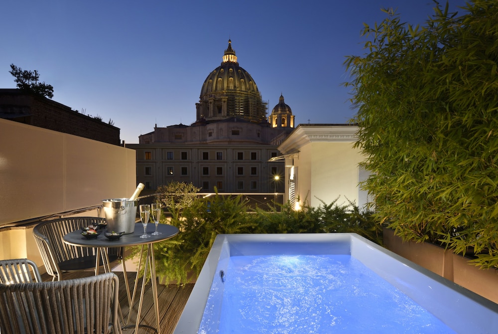 Elle Boutique Hotel 29/33