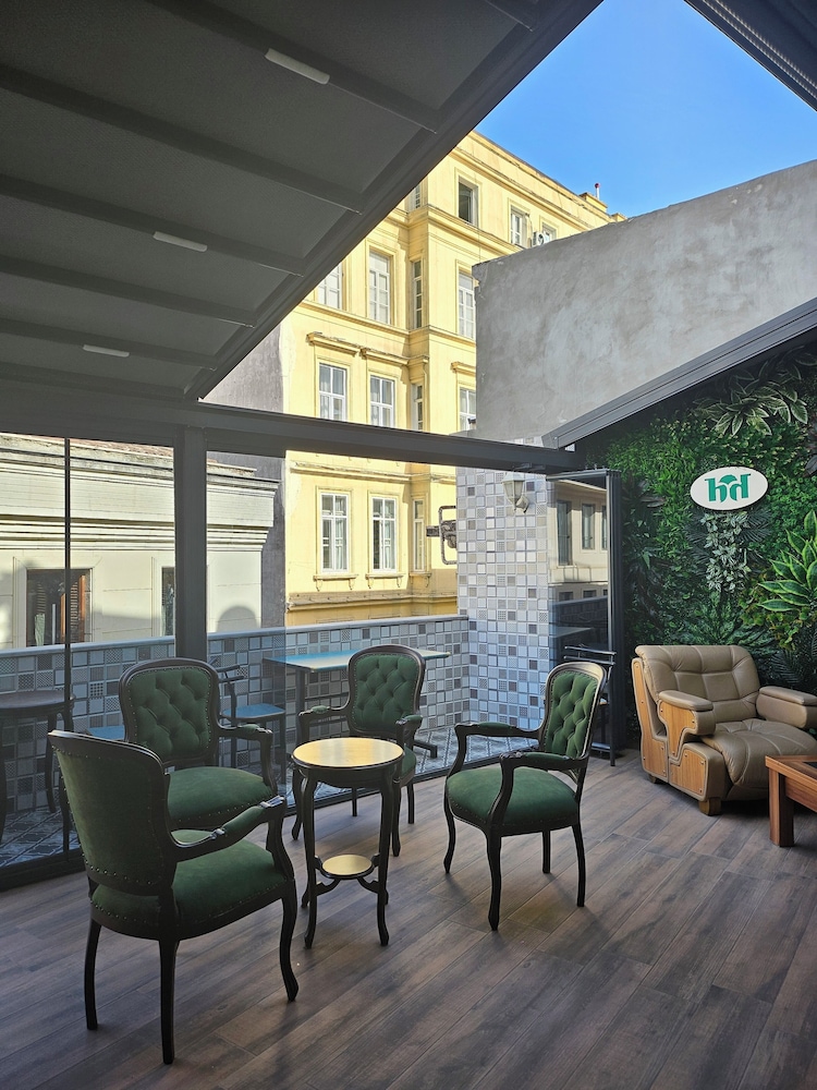 Devman Hotel 23/39
