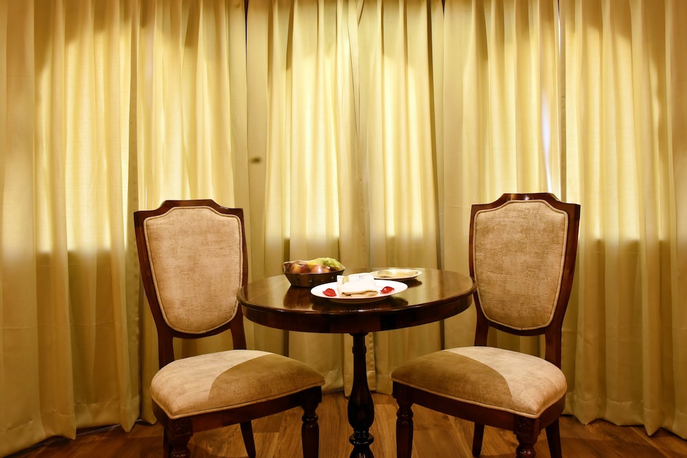 Chandra Raj Mahal 20/34