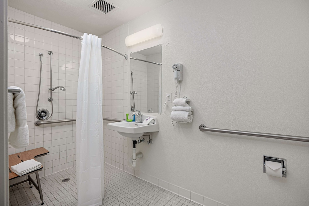 Motel6 Temecula, CA - Historic Old Town 62/62