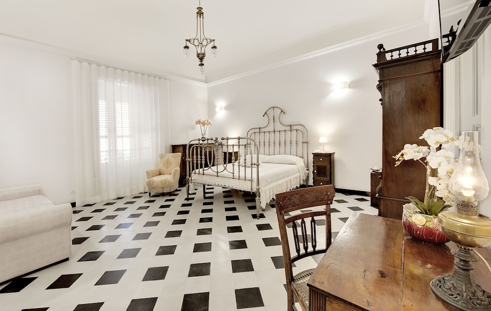 Epoca - Camere Con Stile 10/18