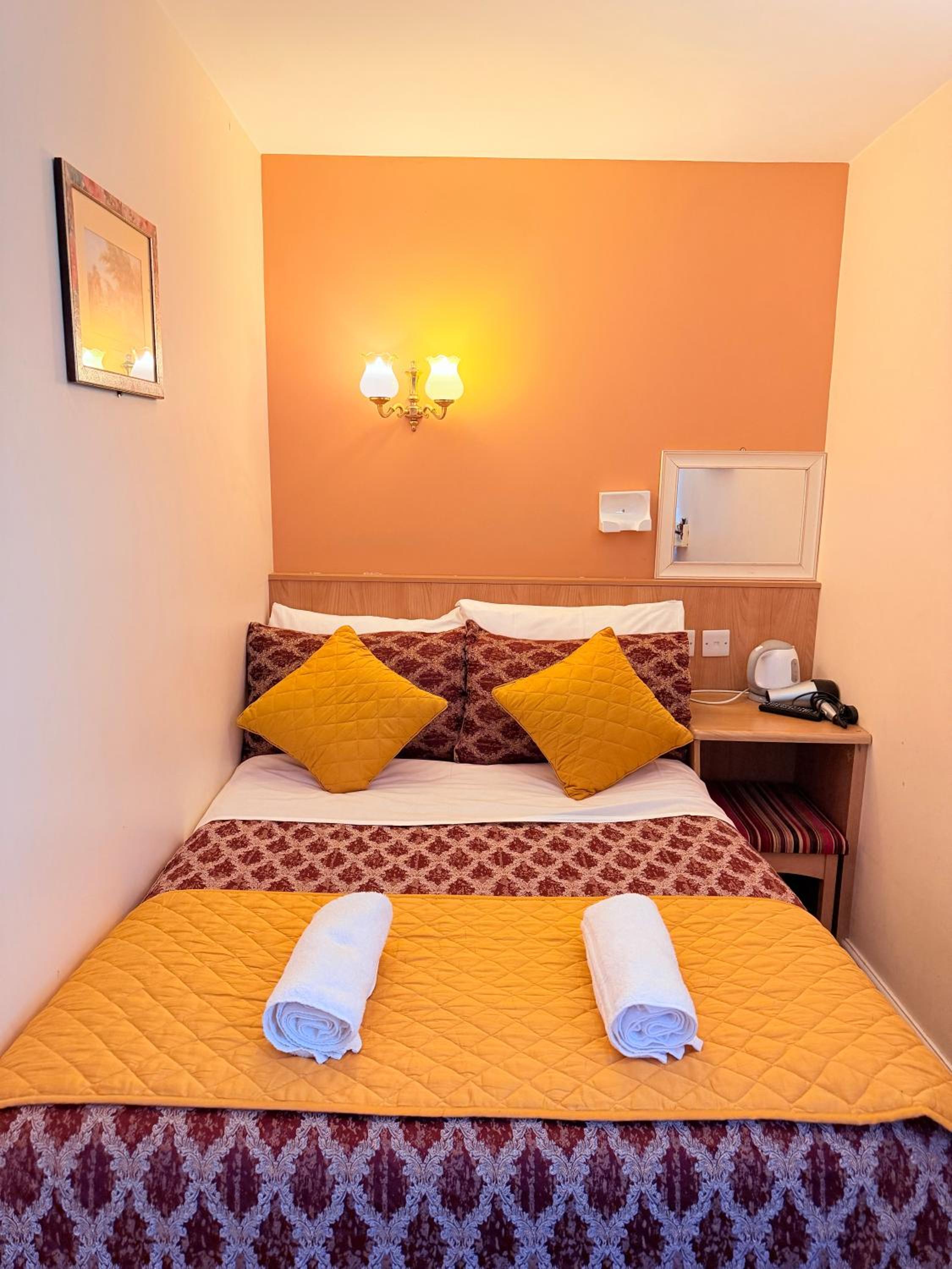 Albro House Hotel 21/32