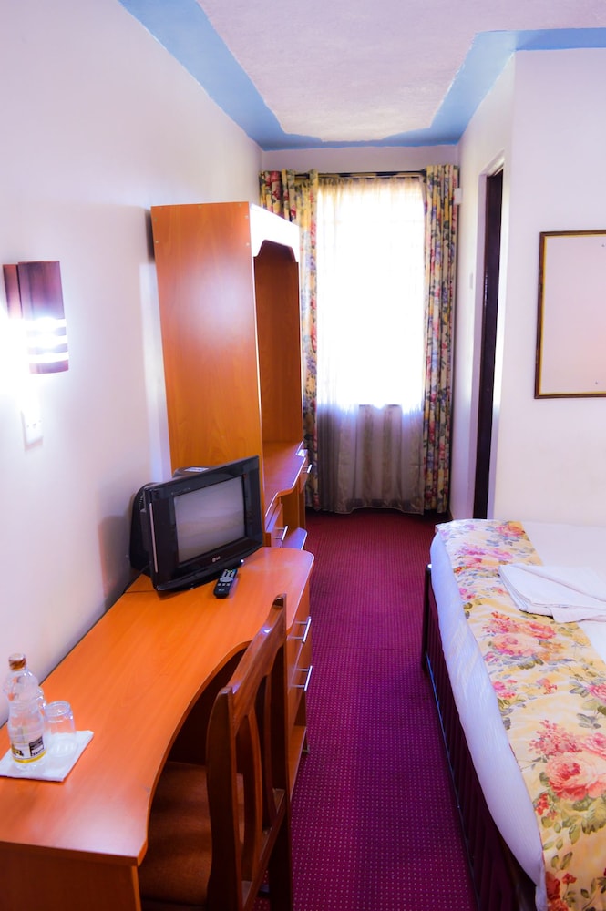 Wida Highway Motel 19/26