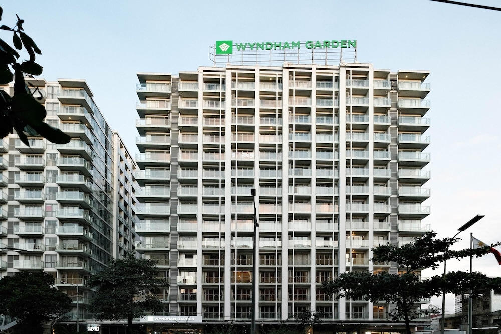 Wyndham Garden Manila Bay 7/63