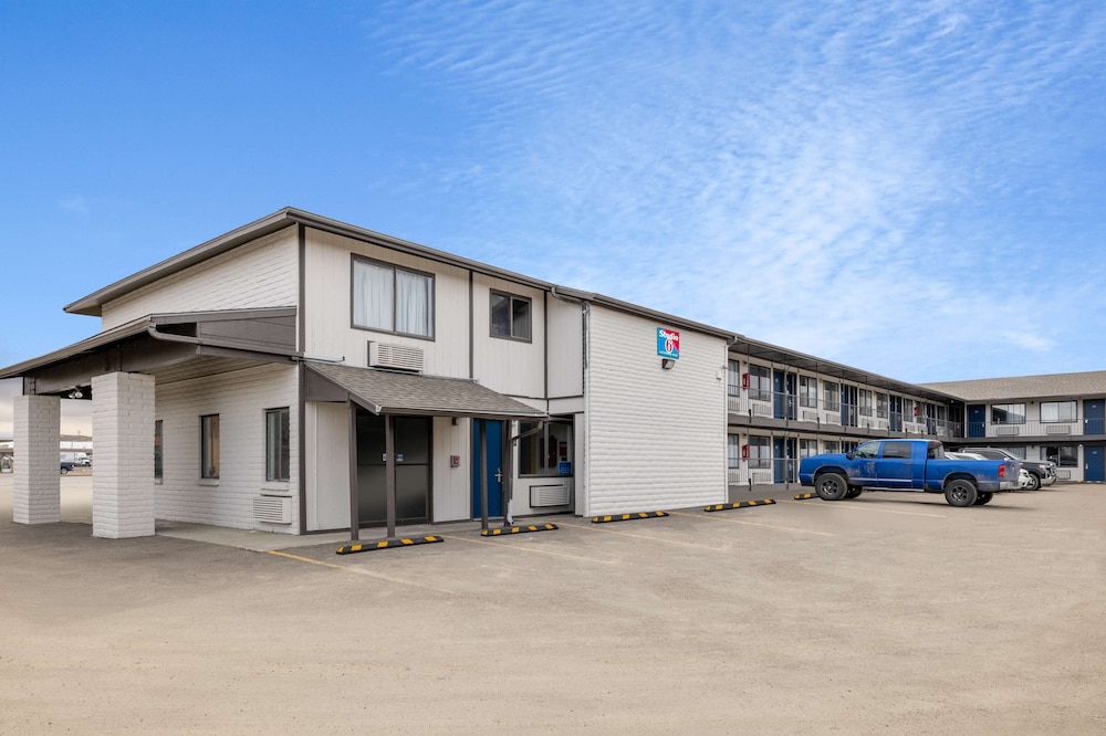 Studio6 Rock Springs, WY - Flaming Gorge 24/28