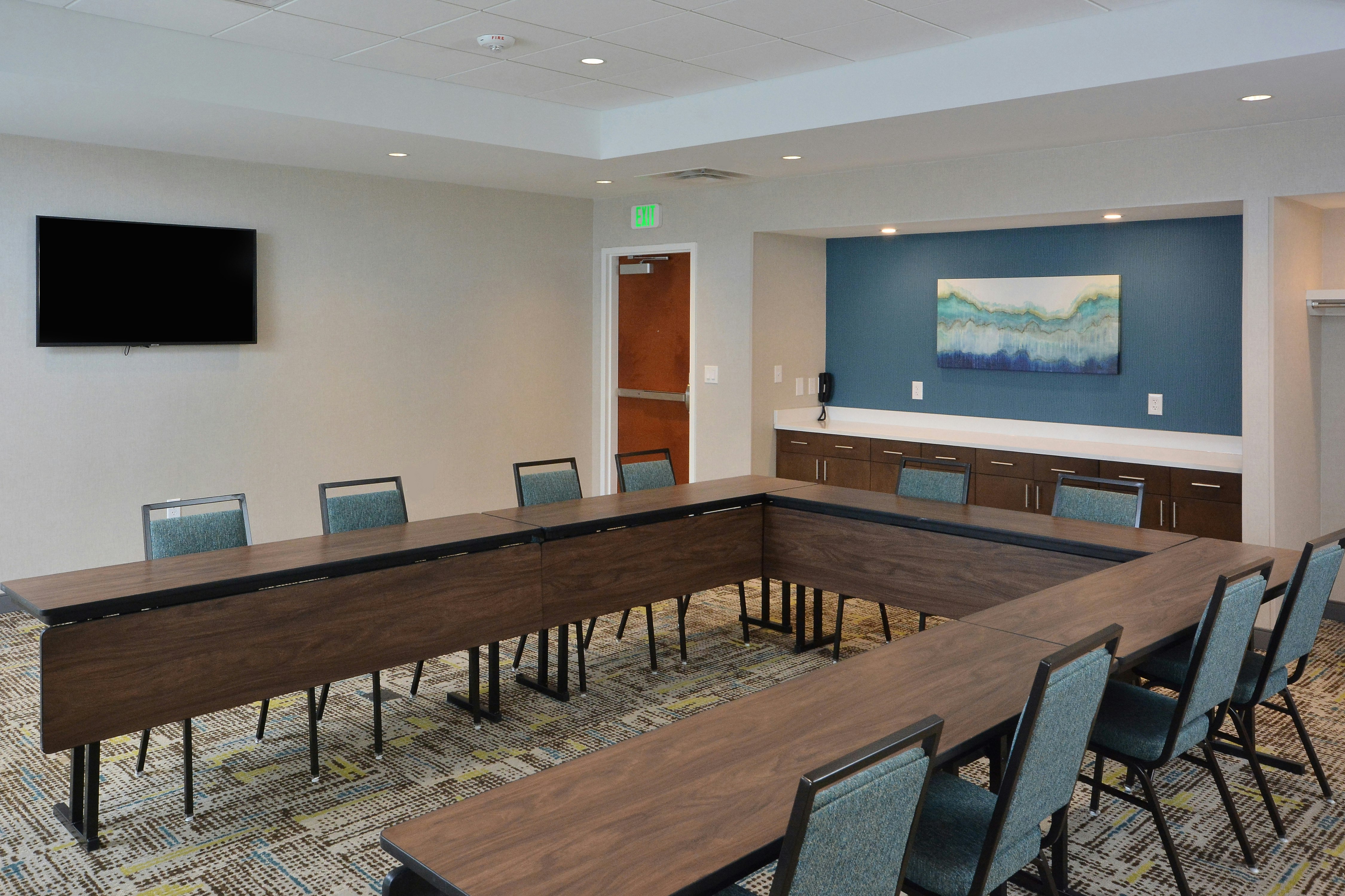 Hampton Inn and Suites Charlotte North I 485 18/22