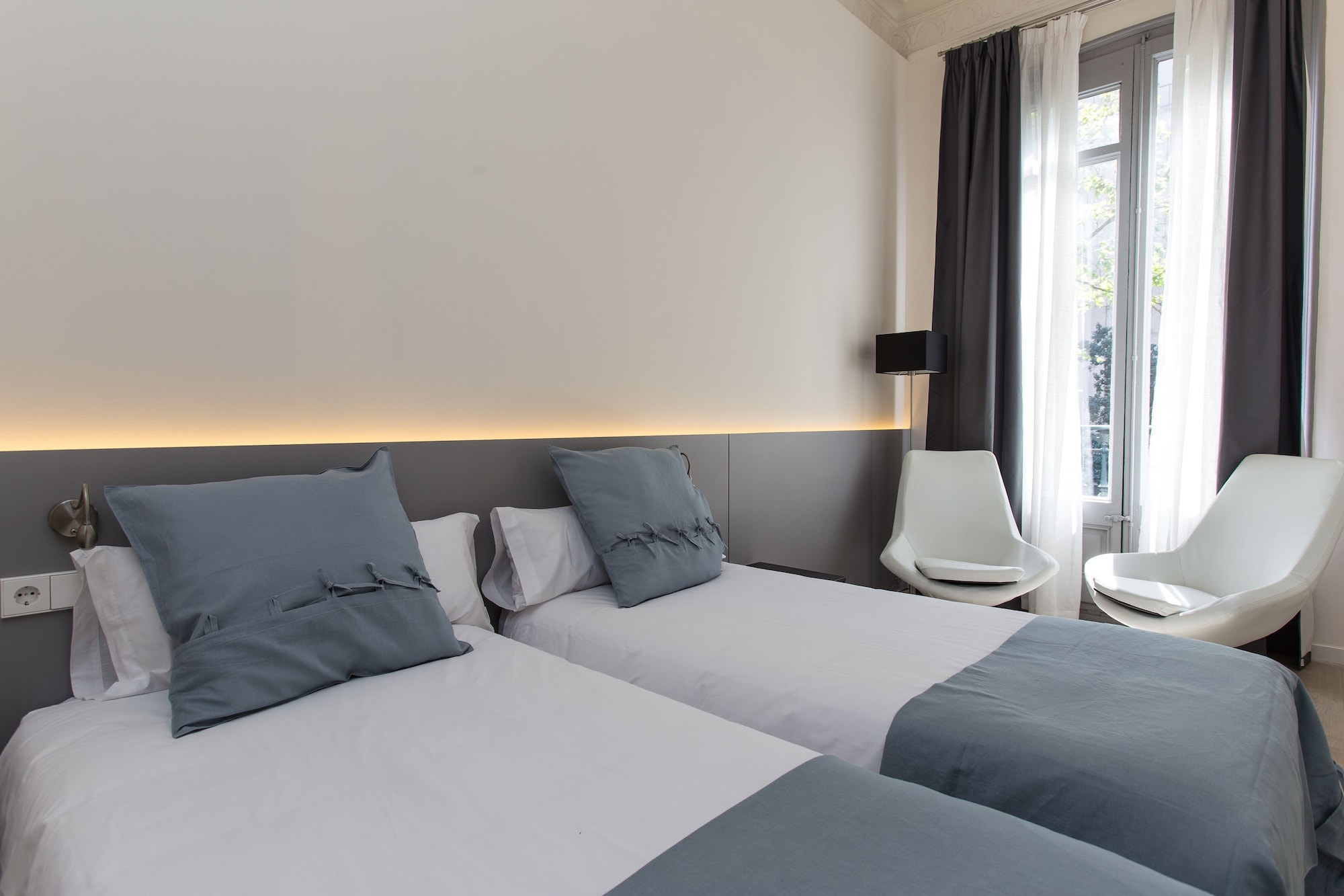ROOM, DOUBLE OR TWIN BED, CITY VIEW, BALCONY