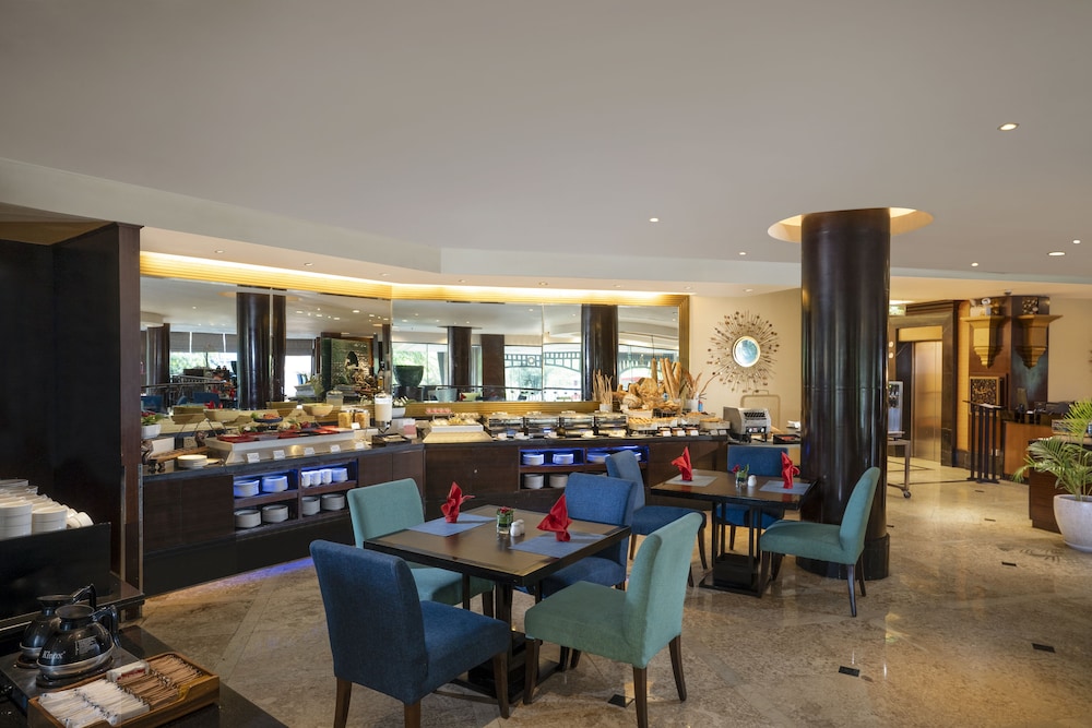 Hotel Ciputra Semarang managed by Swiss-Belhotel International 42/58